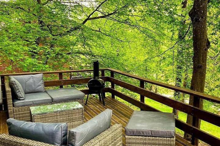 Ferienhaus für 2 Personen, mit Terrasse und Garten
