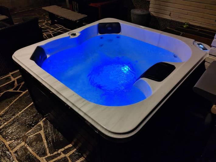 Location de vacances pour 16 personnes, avec jardin ainsi que sauna et jacuzzi, animaux acceptés à Helsinki - 4