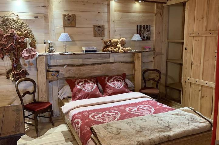 Gîte pour 9 personnes, avec terrasse à Marlens - 2