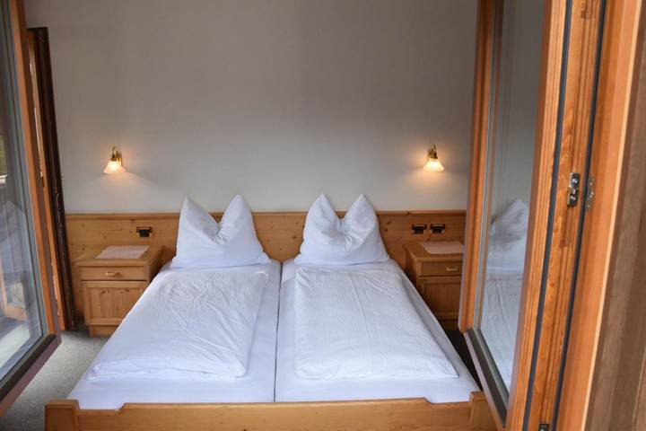 Location de vacances pour 2 personnes, avec vue ainsi que jardin et balcon à Corvara in Badia - 4