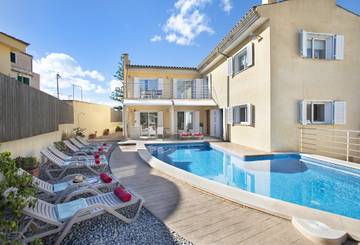 Villa in Port d'Alcúdia, Alcúdia für 9 