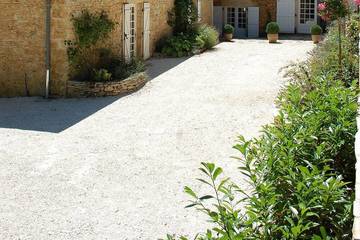 Gîte pour 10 personnes, avec jardin à Daglan