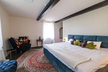 Location de vacances pour 10 personnes, avec terrasse et jardin, animaux acceptés dans Frausseilles