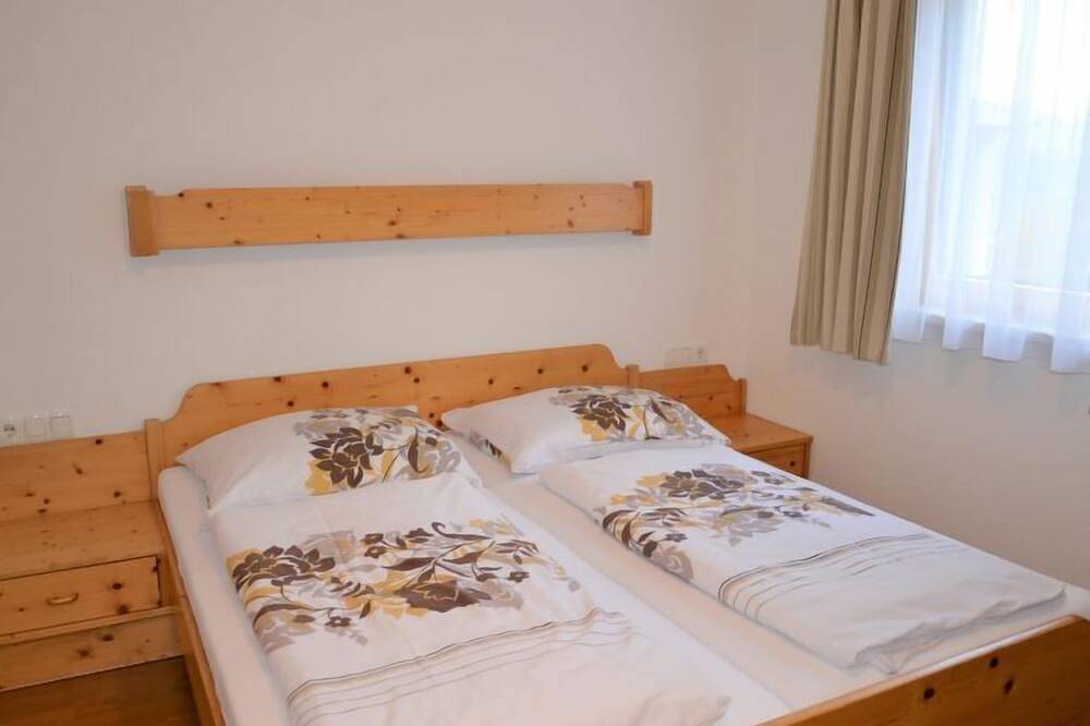 Ganze Wohnung, Ferienwohnung Gampen in Lechtaler Alpen, Sankt Anton am Arlberg