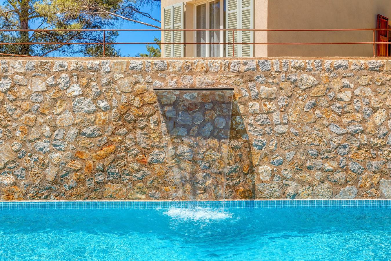 Moderna casa de campo Sos Fuyes con piscina, Wi-Fi, terraza y vistas a la montaña in Artà, Mallorca Este