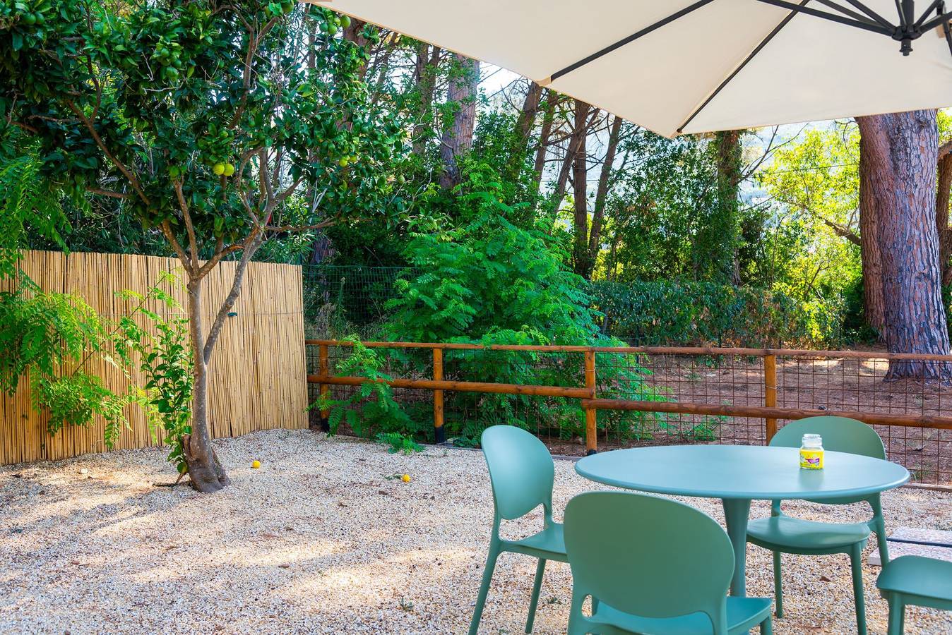 Entire holiday apartment, Villino Giardino Di Mare in Magazzini, Elba