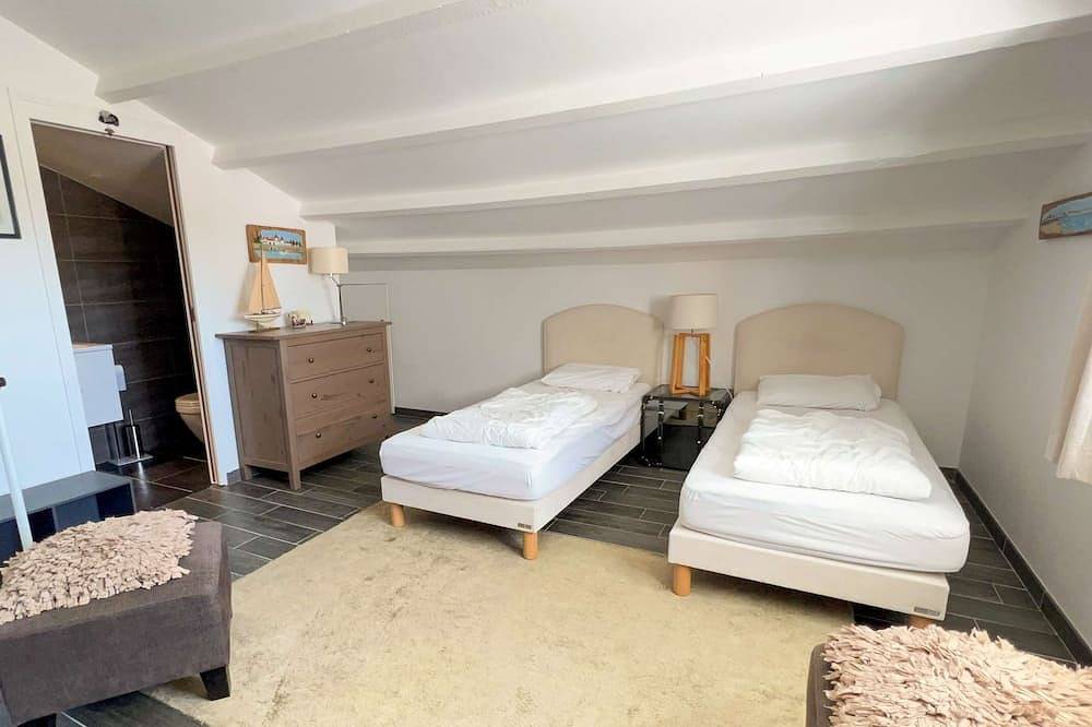 Superb architect villa with heated swimming pool in Loix, Ile de Re