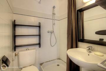 Gîte pour 3 Personnes dans Costa, Région de Calvi, Photo 4