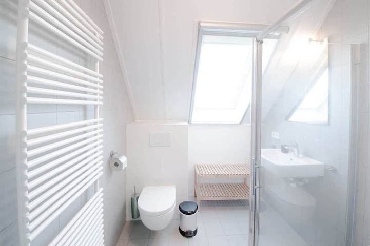 Villa Oesterdam | Bietet Platz für 10 Personen in Tholen, Niederländische Nordsee