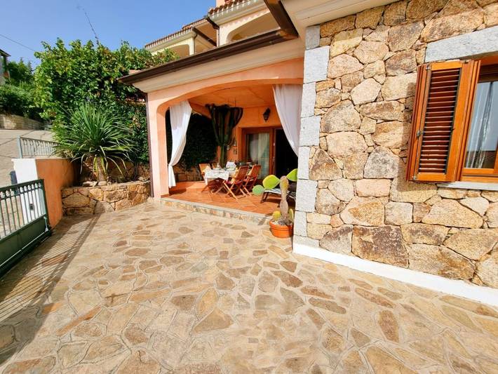 Appartamento per 4 persone, con terrazza, con animali domestici a Posada