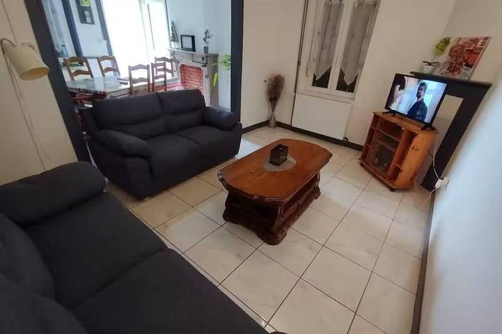 Location de vacances pour 6 personnes, avec jardin, animaux acceptés à Bourg-Fidèle