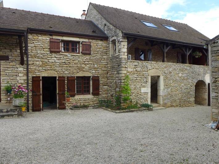Location de vacances pour 2 personnes, avec Terrasse et Jardin à Athie