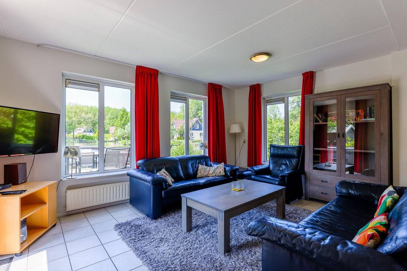 Freistehendes Ferienhaus für sechs Personen mit Außen Spa und Sauna in Drenthe