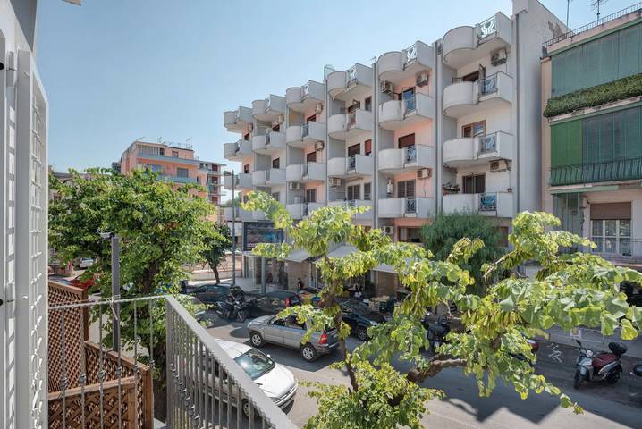 Holiday rental for 8 people, with balcony in Campania