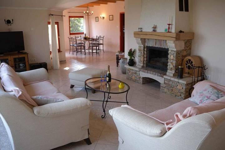 Ferienhaus für 8 Personen, mit Garten und Terrasse sowie Sauna in Balatonalmadi - 3