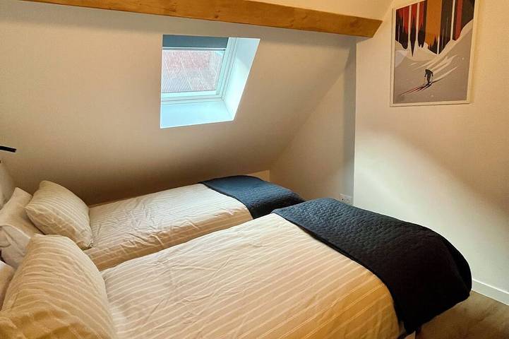 Ganze Wohnung, Modern Renovated Three Bed Duplex Apartment - Sleeps 8 in Le Bourg-d'Oisans, Nationalpark Écrins