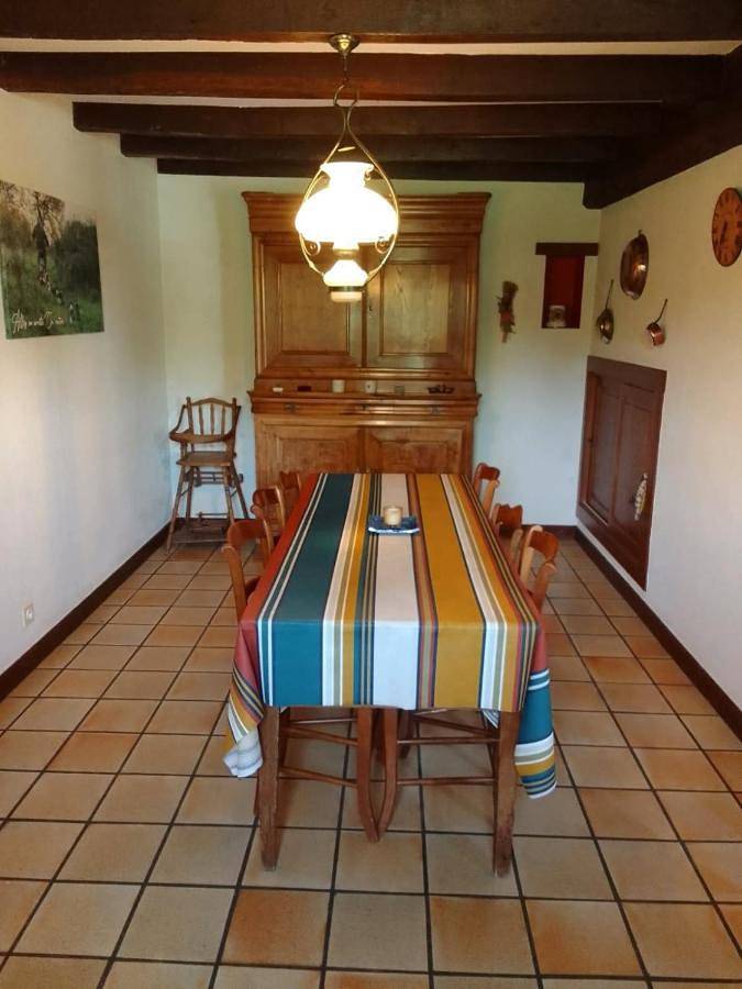 Location de vacances pour 10 personnes, avec jardin, animaux acceptés à Saint-Aubin-le-Cloud - 2