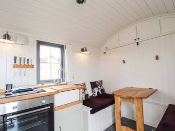 Hut for 2 People in Isle of Skye, Inner Hebrides, Photo 4