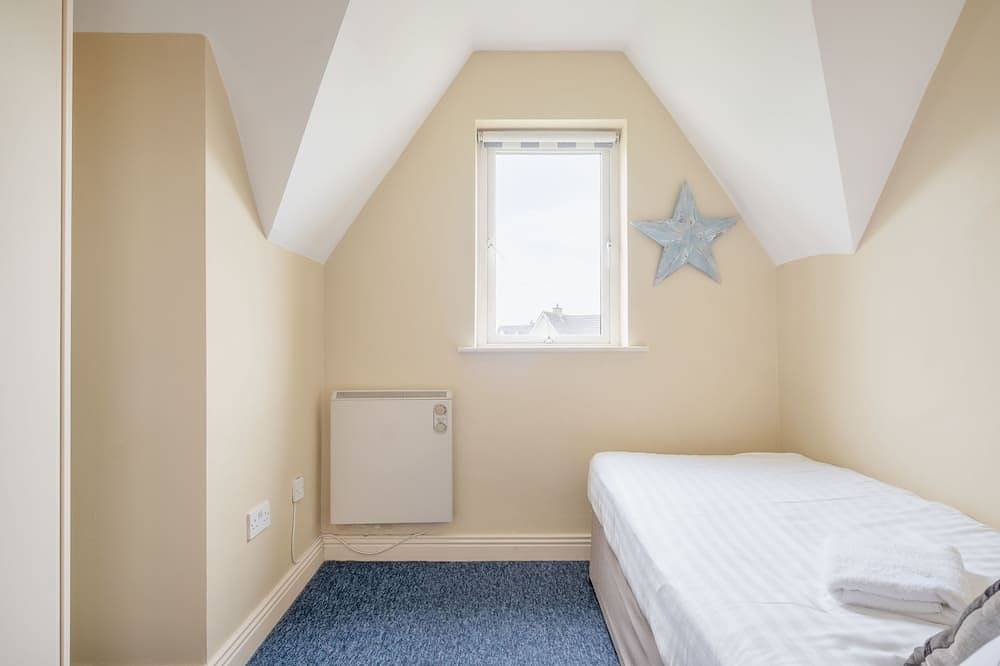 The Links 04, Amazing Location- Food, Drinks, Surf, & Golf!-4 in Lahinch, County Clare