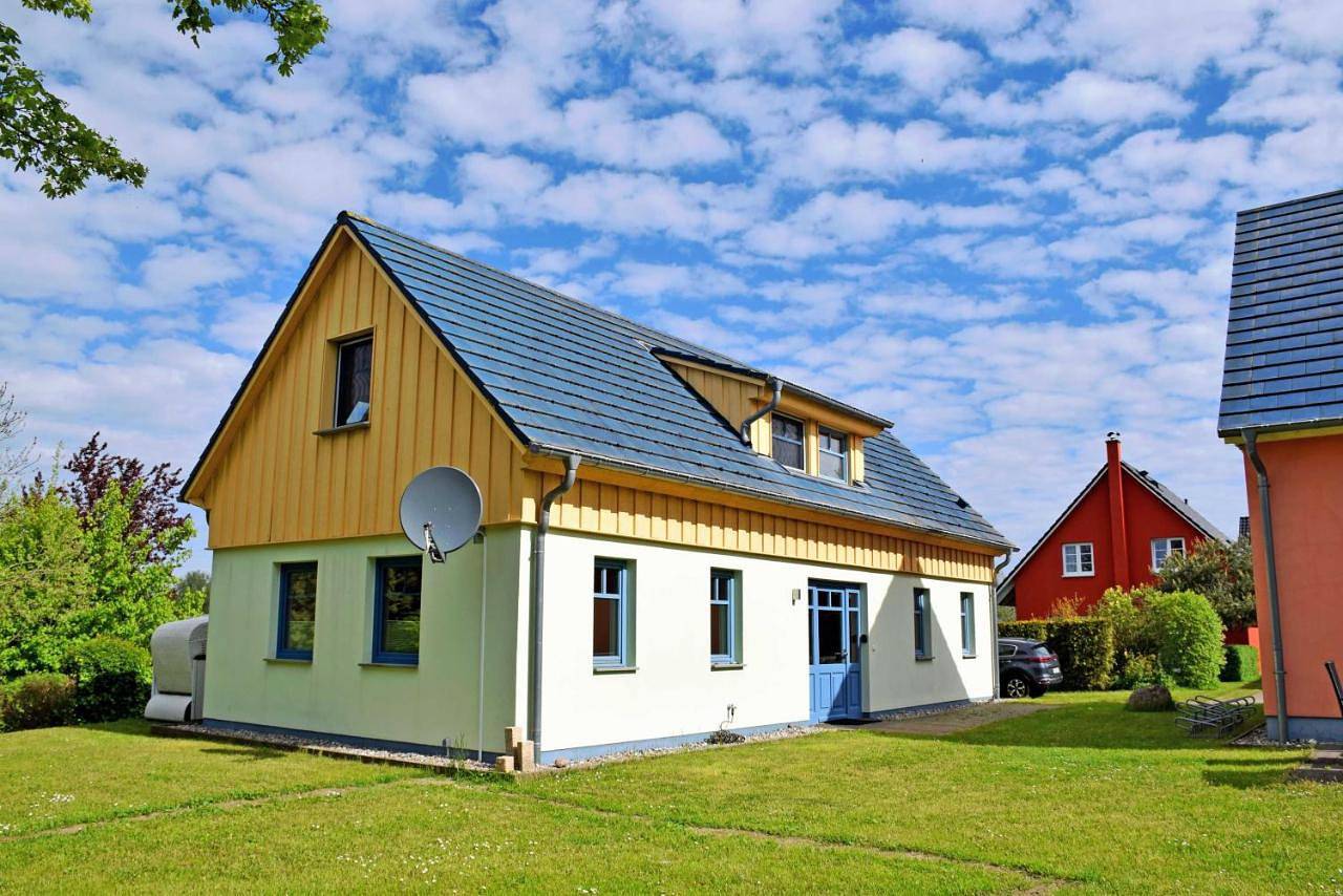 Ferienappartements zum Ostseestrand mit Terrasse in Lobbe, Mönchgut