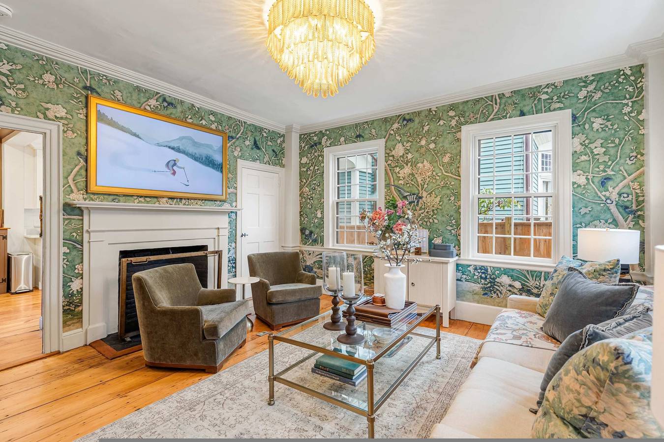 The Royce on Spring - High-End Family Getaway in Newport in Newport, Newport County