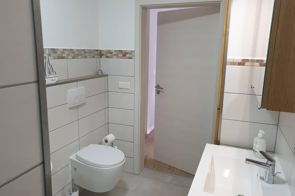 Mitten im Grünen gelegenes Ferienhaus für bis zu 4 Personen. in Sallgast, Naturpark niederlausitzer heidelandschaft (Brandenburg)