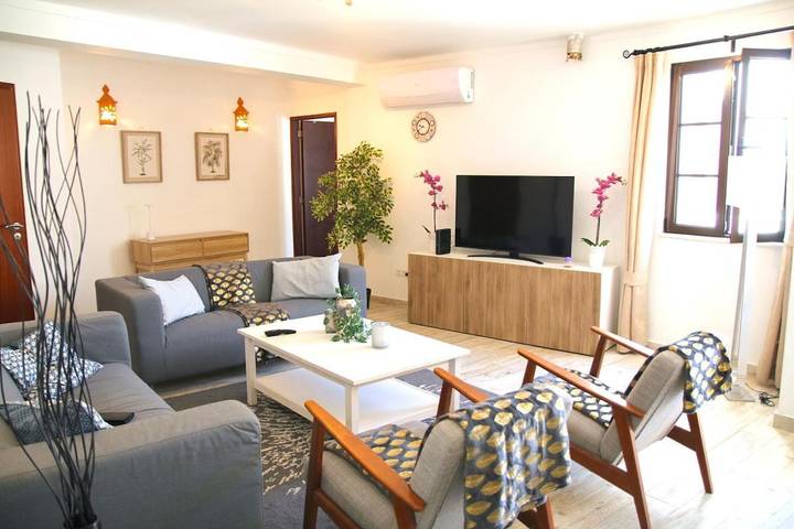Location de vacances pour 6 personnes, avec Balcon ainsi que Terrasse et Vue à Alcoutim - 4