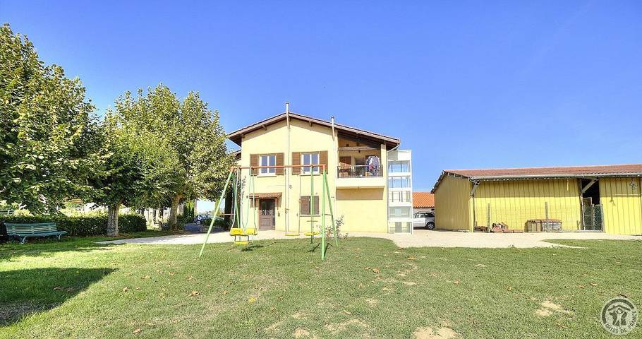 Gîte pour 4 personnes, avec jardin