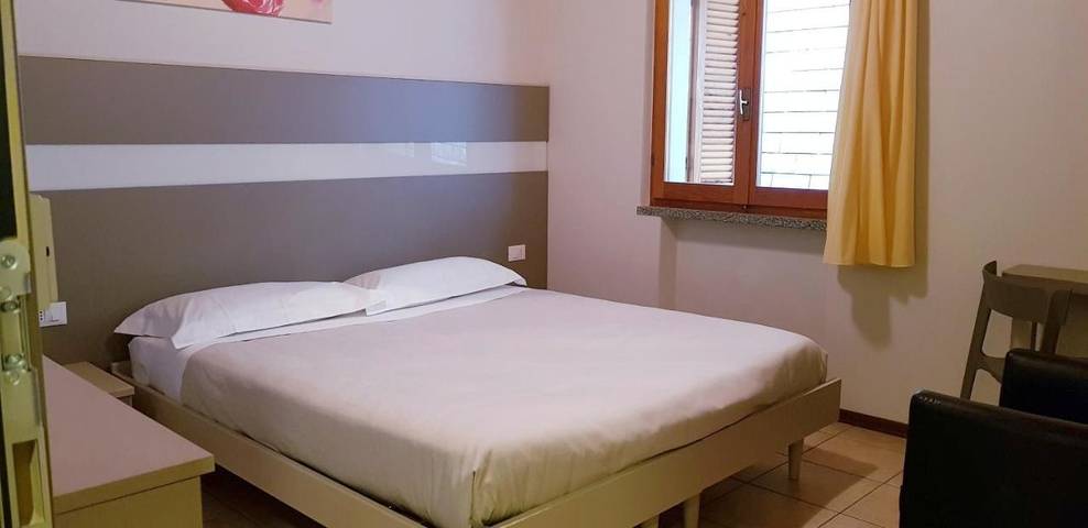 Hotel für 4 Personen, mit Pool und Ausblick sowie Garten und Seeblick, mit Haustier in Luganer See (Lombardei) - 4