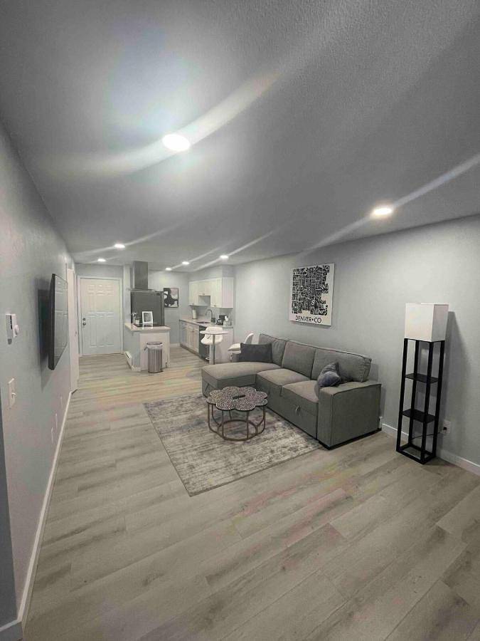 Ferienwohnung für 3 Personen, mit Balkon, mit Haustier in Aurora