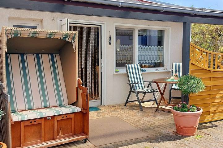 Ferienwohnung für 2 Personen, mit Terrasse in Ückeritz