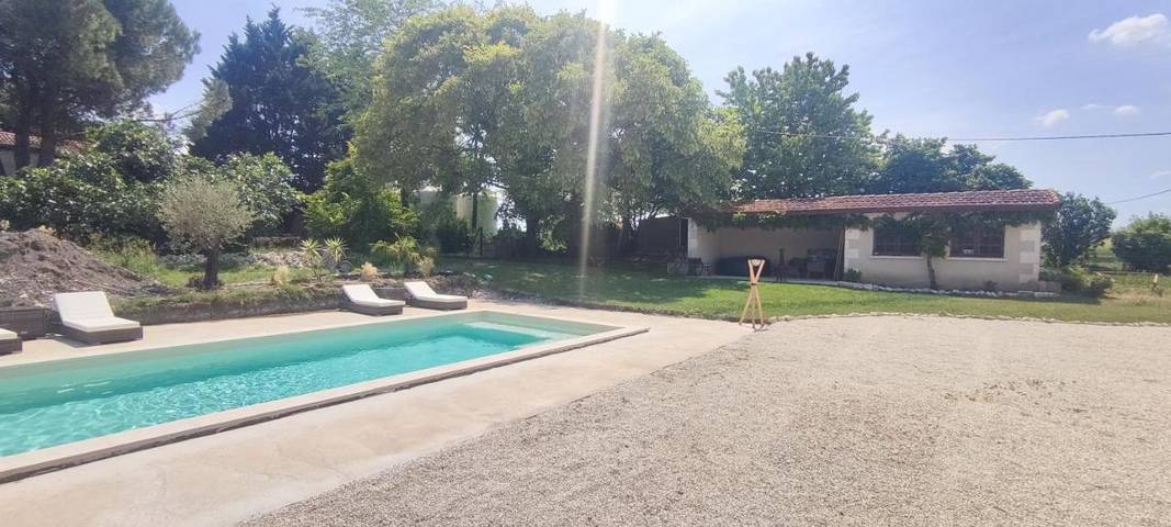 Appartement de vacances pour 4 personnes, avec jardin ainsi que piscine et vue, animaux acceptés en Charente - 4