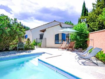Gîte pour 8 personnes, avec terrasse et jardin dans Abbaye de Saint Michel de Frigolet