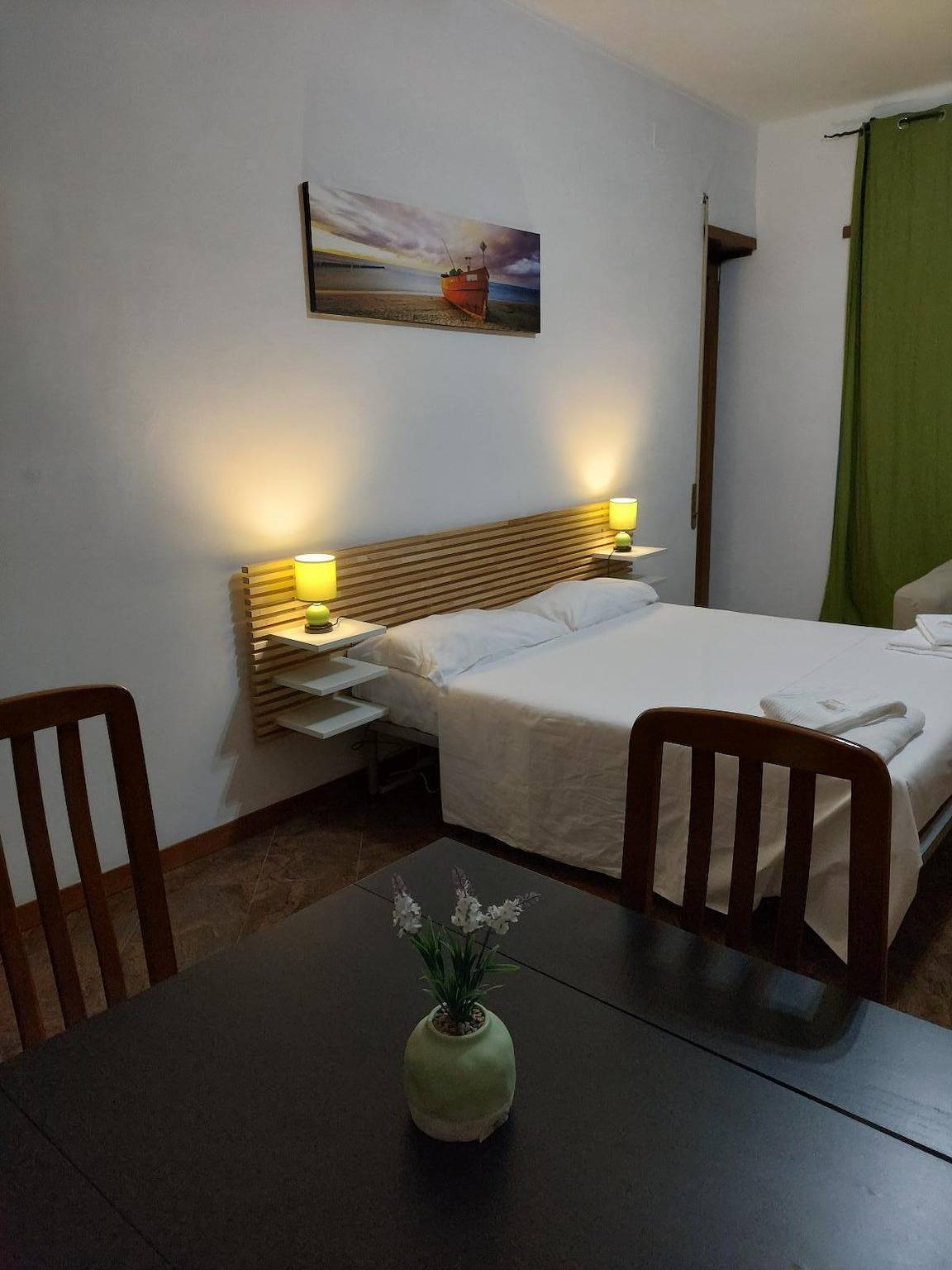 Apartamento entero, Apartamento de vacaciones para 2 personas con balcón/terraza in Ostia, Roma