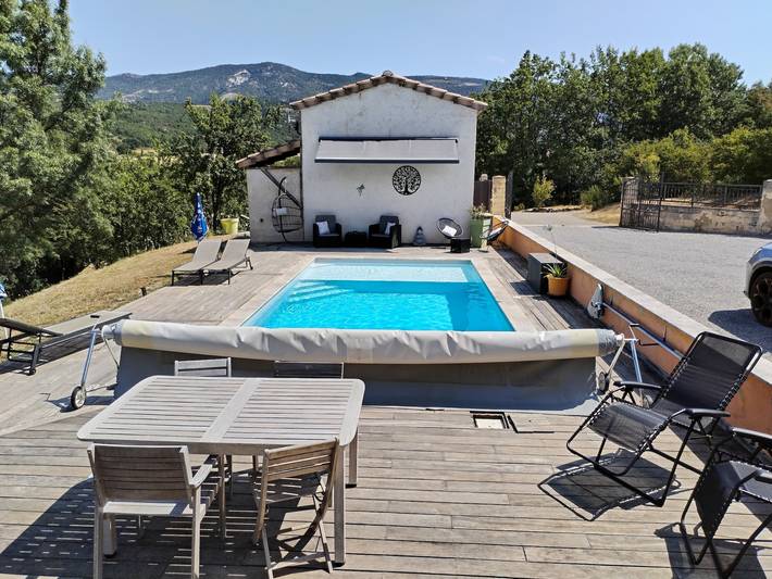 Casa vacanze 'Le Cigalou - Drôme Provenzale' con vista montagna, piscina e Wi-Fi in Sainte-Jalle, Nyons e dintorni
