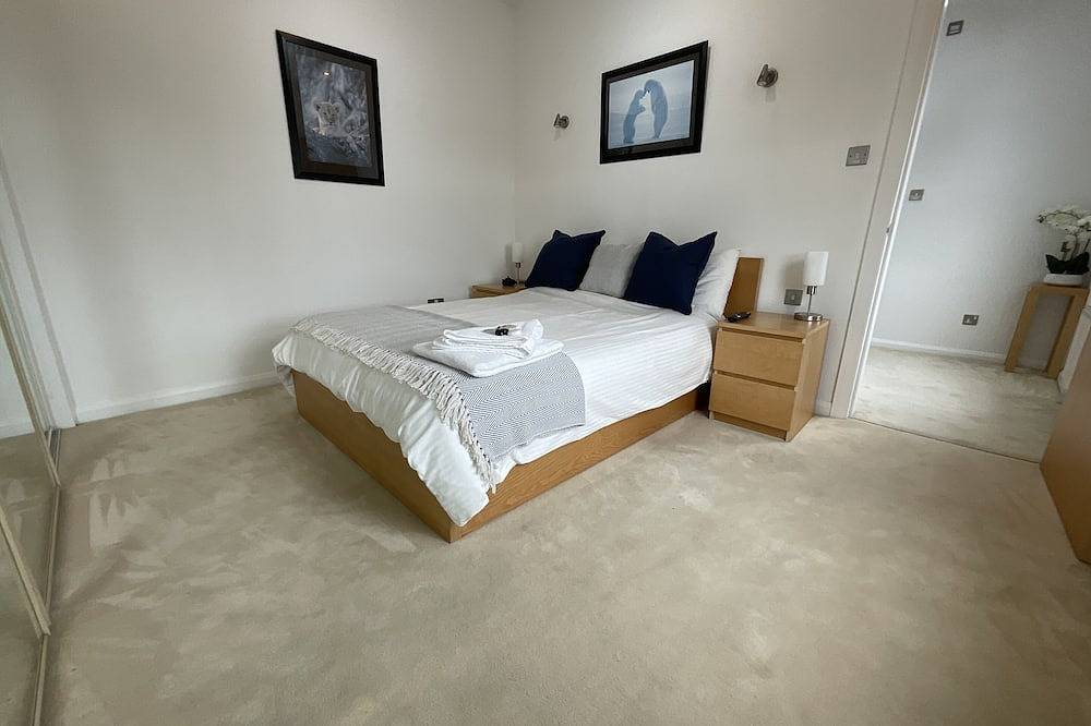 Ganze Wohnung, Apartment-Eigenes Badezimmer-One Bedroom (Mulsanne) in Crewe, Cheshire East