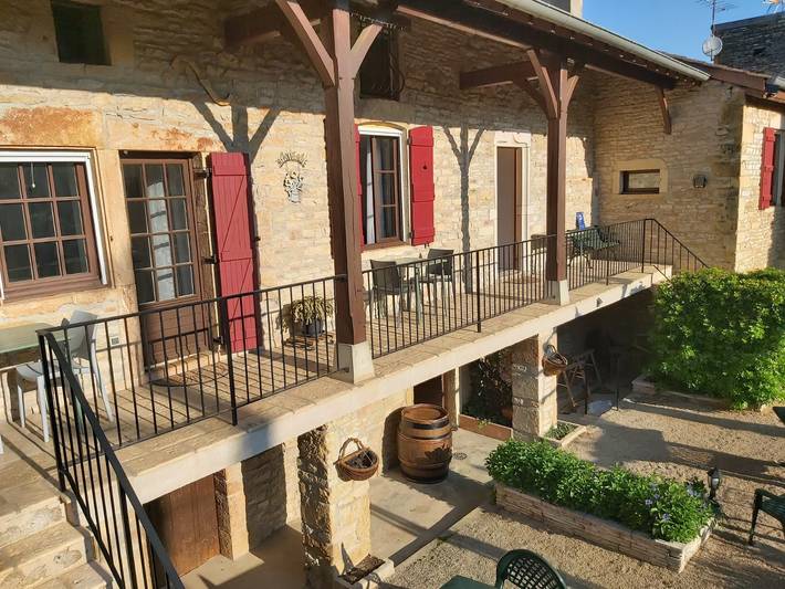 Chambre avec petit déjeuner pour 2 personnes, avec terrasse à Azé (Saône-et-Loir) - 3