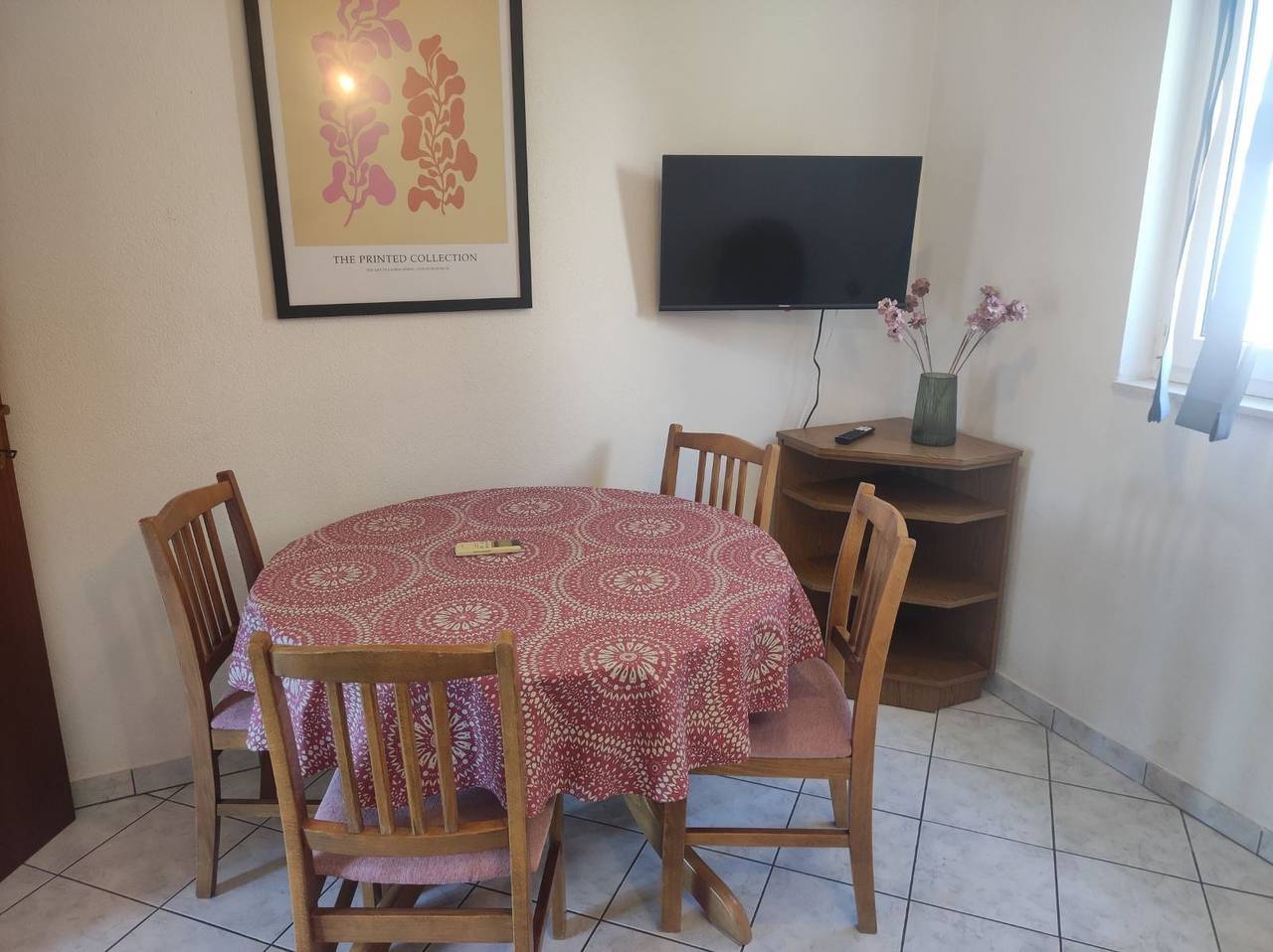Ganze Wohnung, 2-Zimmer-Ferienwohnung mit Balkon und Meerblick Baska Voda, Makarska A-6612-b in Baska Voda, Makarska Riviera