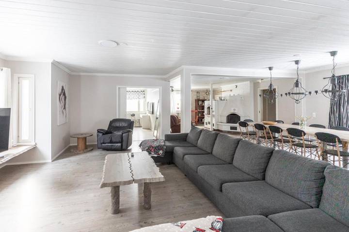 Villa för 14 Personer, med bastu och trädgård, barnvänlig - 1