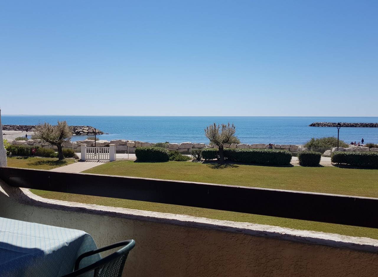 Appartement entier, Appartement 2-4 pers. les pieds dans l’eau, balcon et parking in Saintes-Maries-de-la-Mer, Région d'Arles