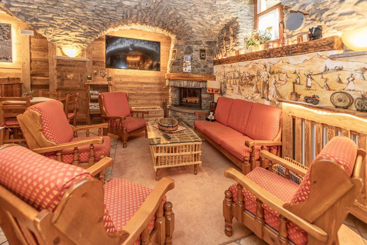 Chalet Chez Nous in Sauze d'Oulx, Via Lattea