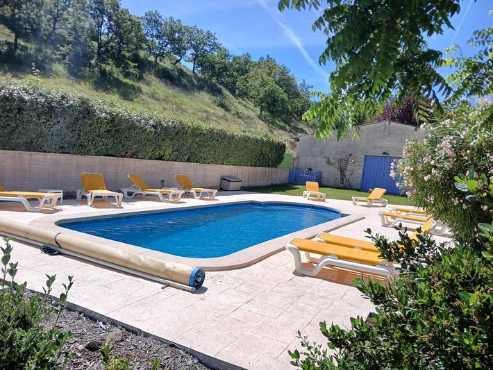 Casa de huéspedes para 4 personas, con terraza y piscina - 1