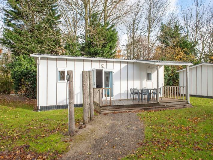 Villa voor 6 personen, with zwembad and tuin as well as sauna, kindvriendelijk in Kamperland