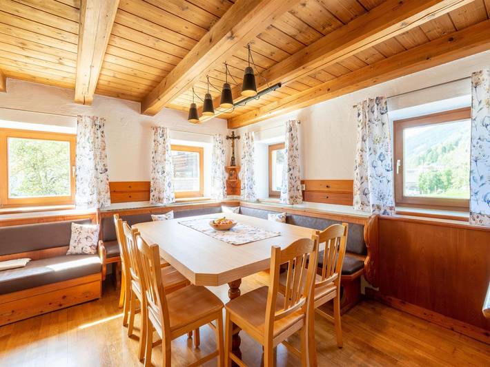 Ferienhaus für 12 Personen, mit Balkon und Garten sowie Ausblick in Bramberg am Wildkogel - 3