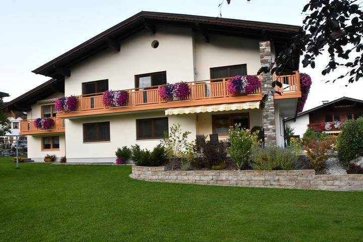Ferienwohnung für 2 Personen, mit Garten und Ausblick in Höfen - 2