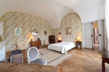 Château pour 21 Personnes dans Saint-Hippolyte-de-Caton, Région d'Alès, Photo 1