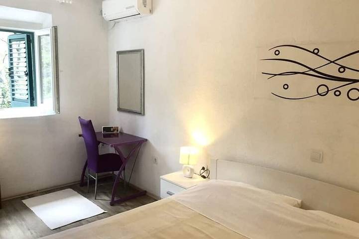 Ganze Wohnung, 1-Zimmer-Ferienwohnung am Strand Kozarica, Mljet in Mljet