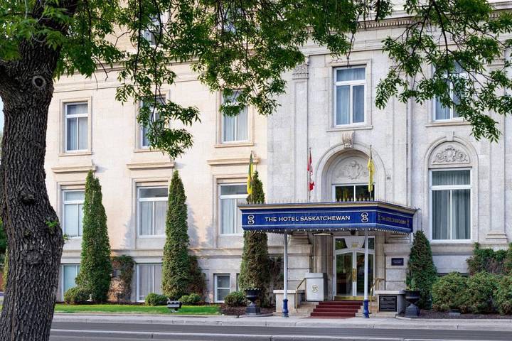 Hotel für 4 Personen, mit Whirlpool in Regina