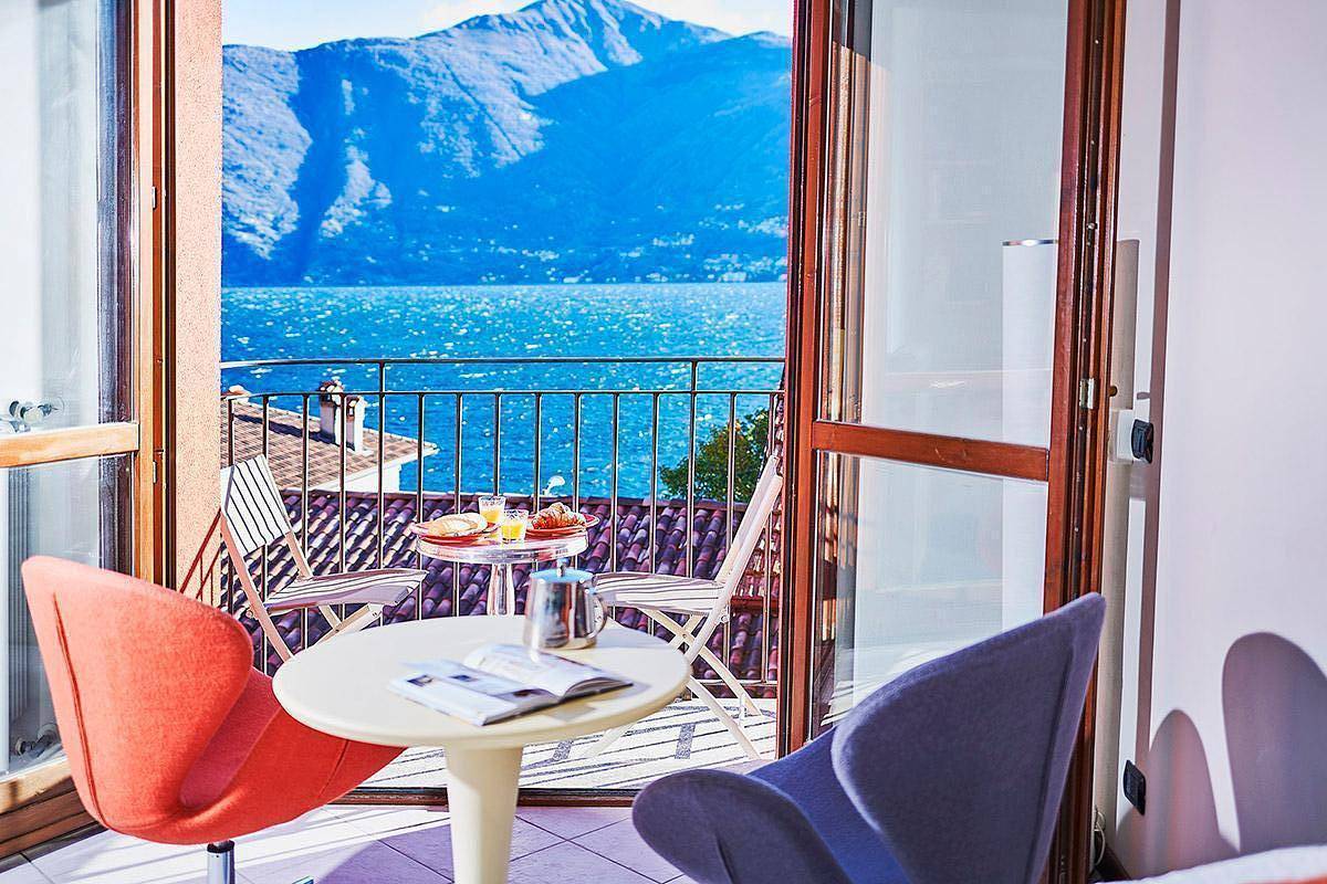 Ganze Ferienwohnung, Appartement "Comomeer" mit Aussicht auf das Wasser in Acquaseria, Comune di San Siro