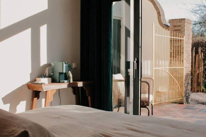 Olijf Room | Double Room with Private Bathroom | Near Utrecht in Maarssen, Bestuur Regio Utrecht